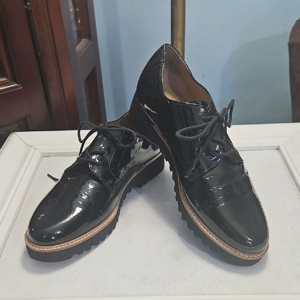 Franco Sarto Charles Black Patent Leather Lug Sole Oxford Shoes Size 6.5M